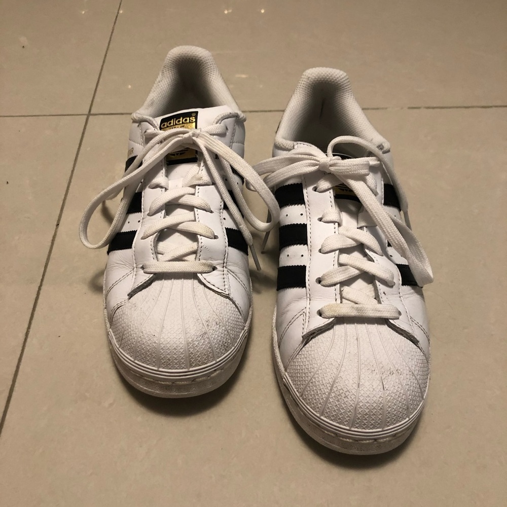 Adidas Superstar Sneakers